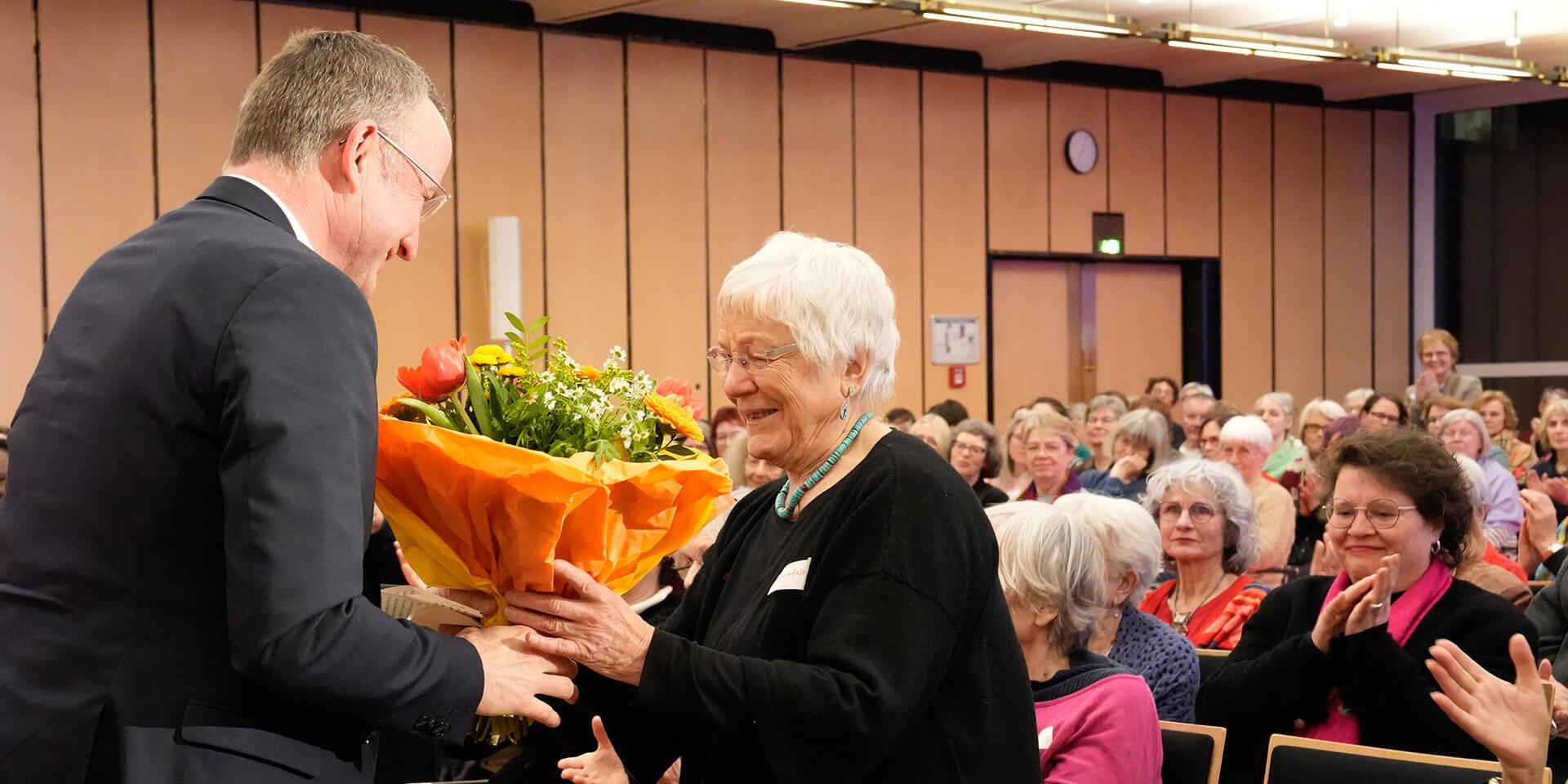 Blumen%20vom%20Landesbischof