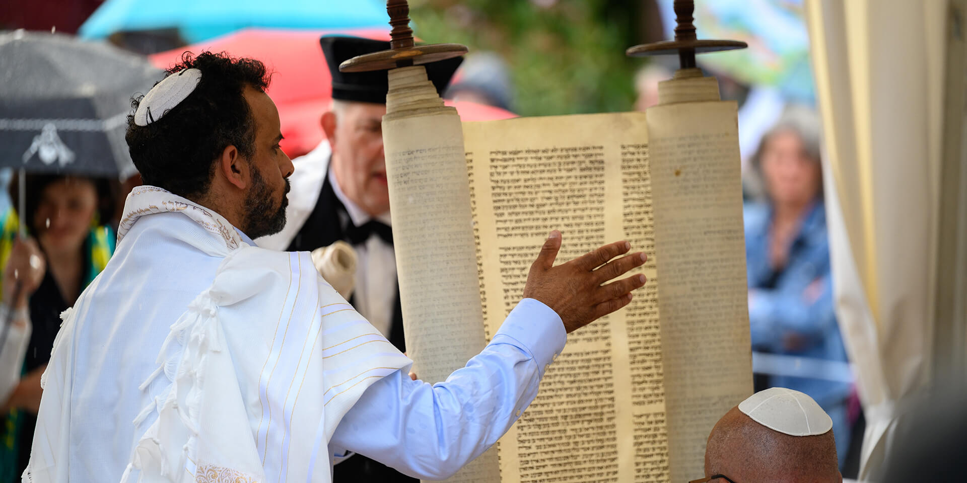 J%C3%BCdischer%20Gottesdienst%20am%20Ort%20der%20zerst%C3%B6rten%20Synagoge