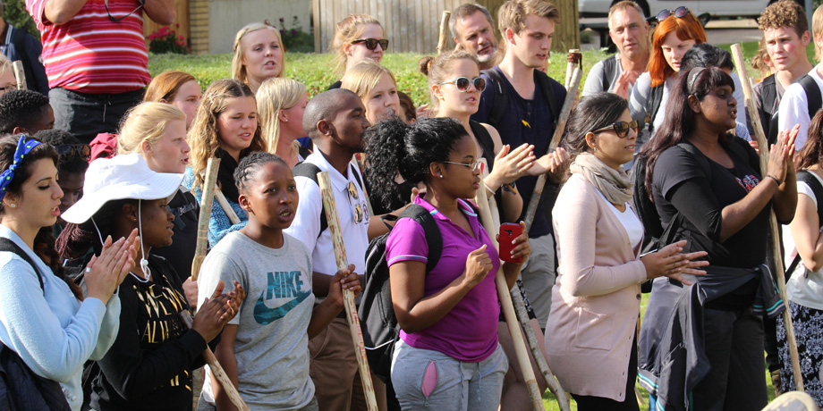 %22Walking%20to%20Emmaus%22