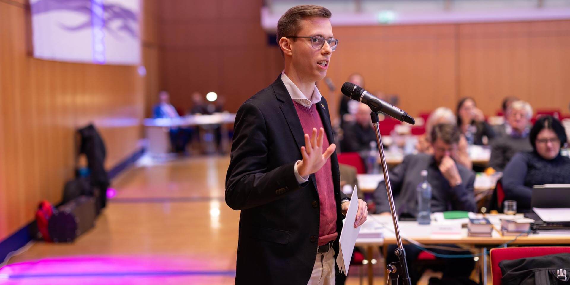 Bildrechte: ELKB/Mck Situation%20queerer%20Menschen%20in%20der%20ELKB