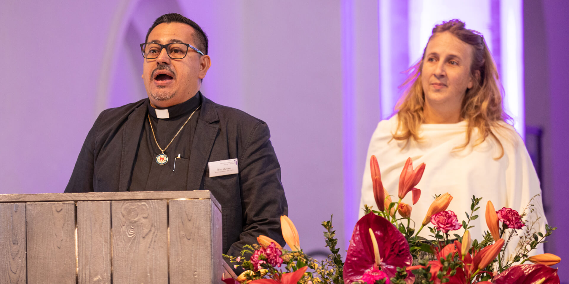 Bildrechte: elb/mck Kirche%20ohne%20Mauern%20und%20Barrieren