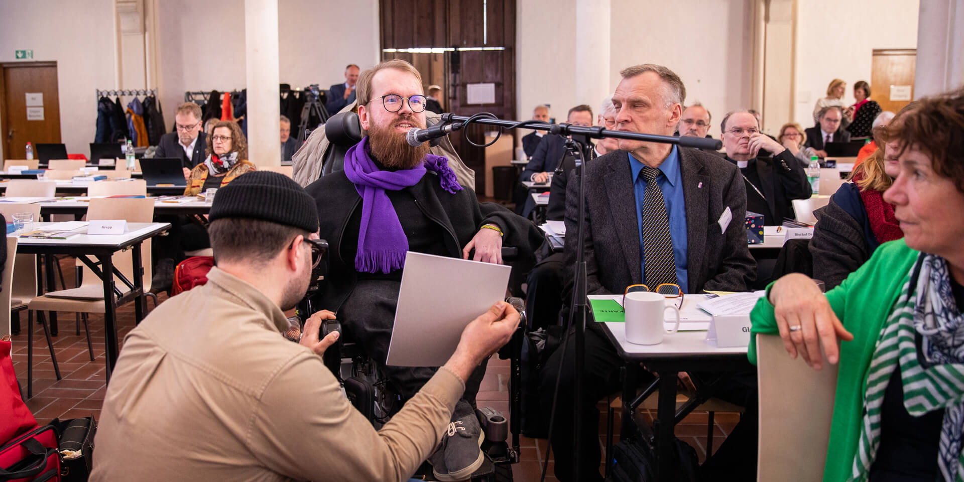 Bildrechte: elkb/mck Lebhafte%20Diskussion