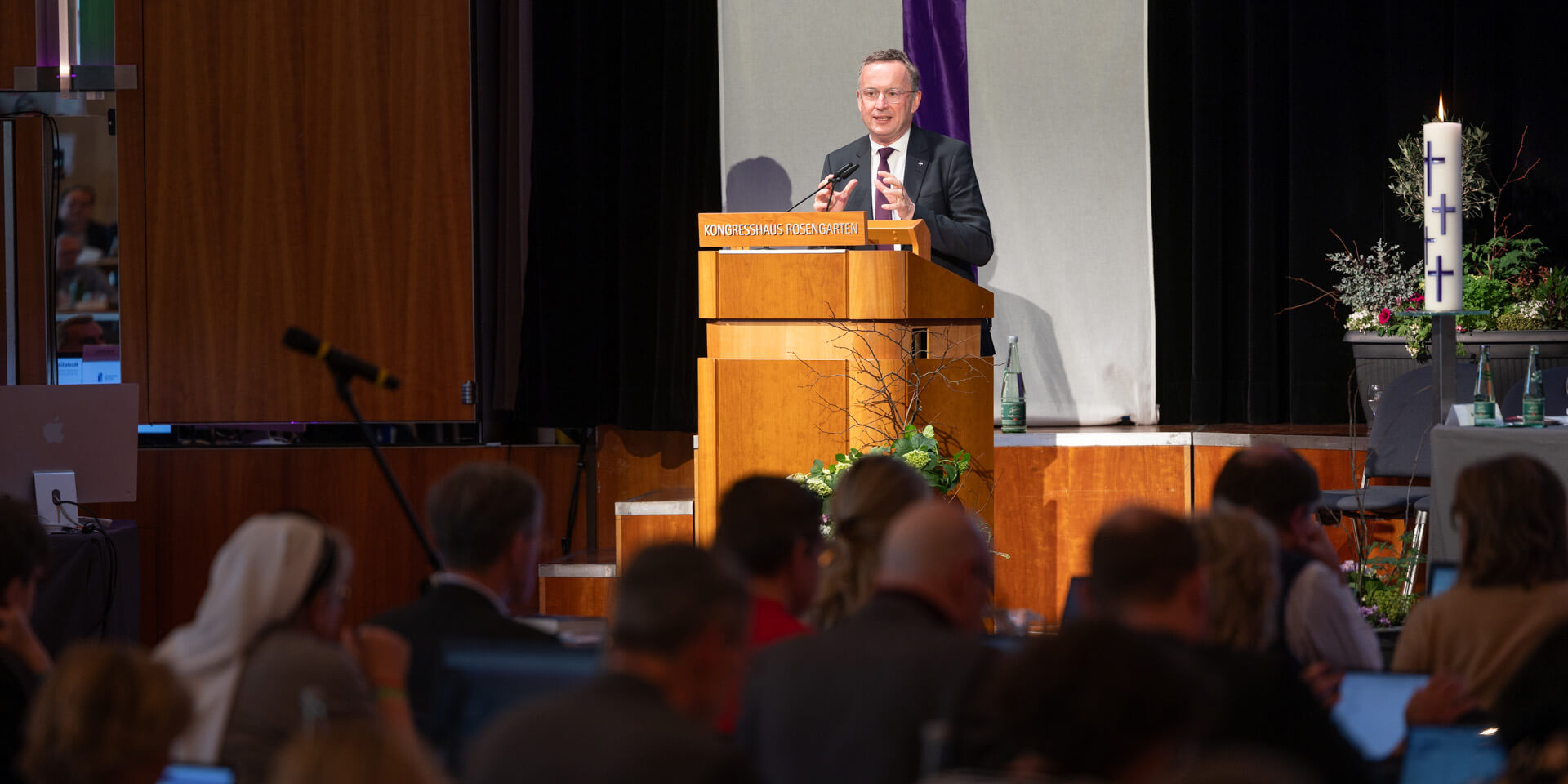 %22Ich%20sch%C3%A4me%20mich%20zutiefst%22