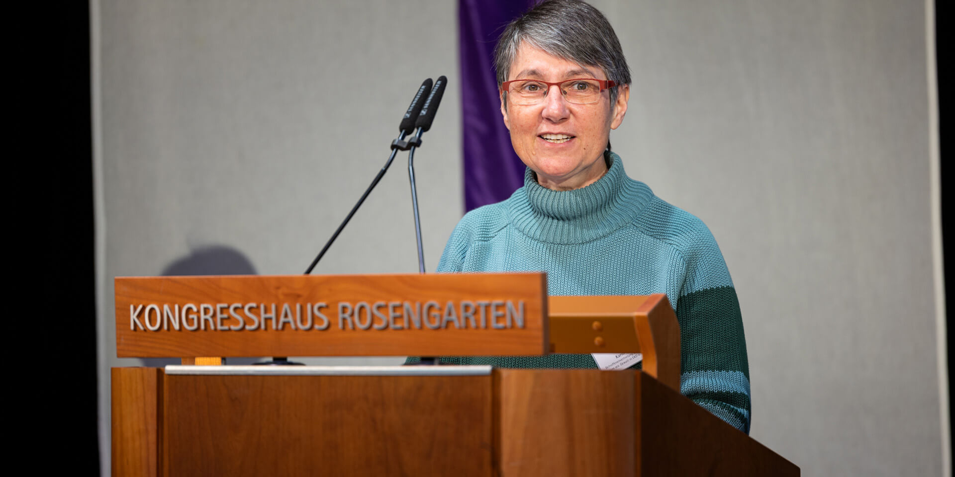 %22Reden%20Sie%20dar%C3%BCber%21%22