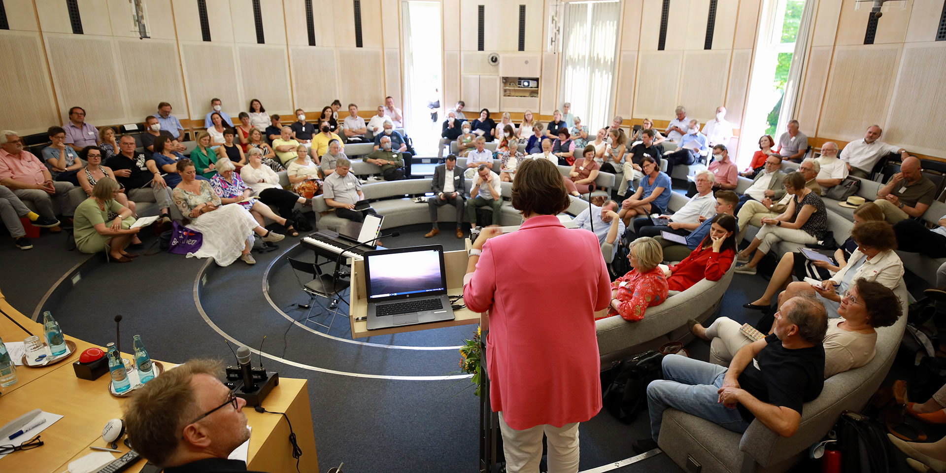 Bildrechte: elkb/mölkner-kappl %22Bring%20das%20Ding%20zum%20Fliegen%21%22