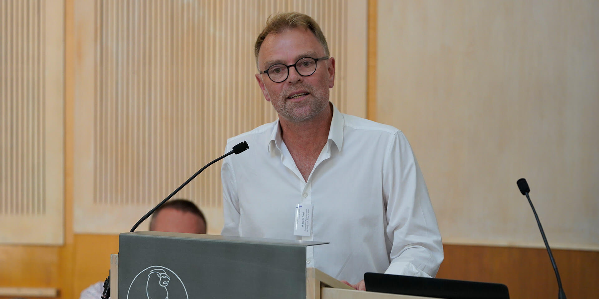 Bildrechte: elkb/breit %22Kirche%20sein%20hei%C3%9Ft%2C%20der%20christlichen%20Zuversicht%20eine%20Form%20geben%22