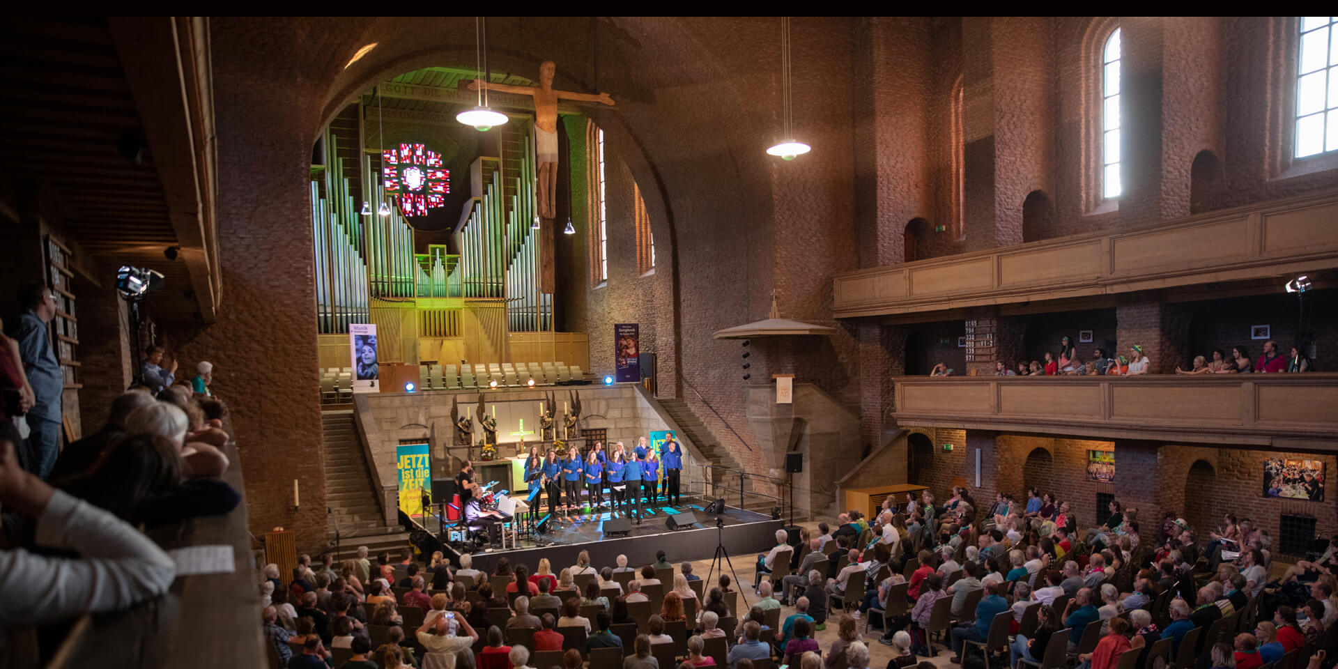 Mitrei%C3%9Fender%20Gesang