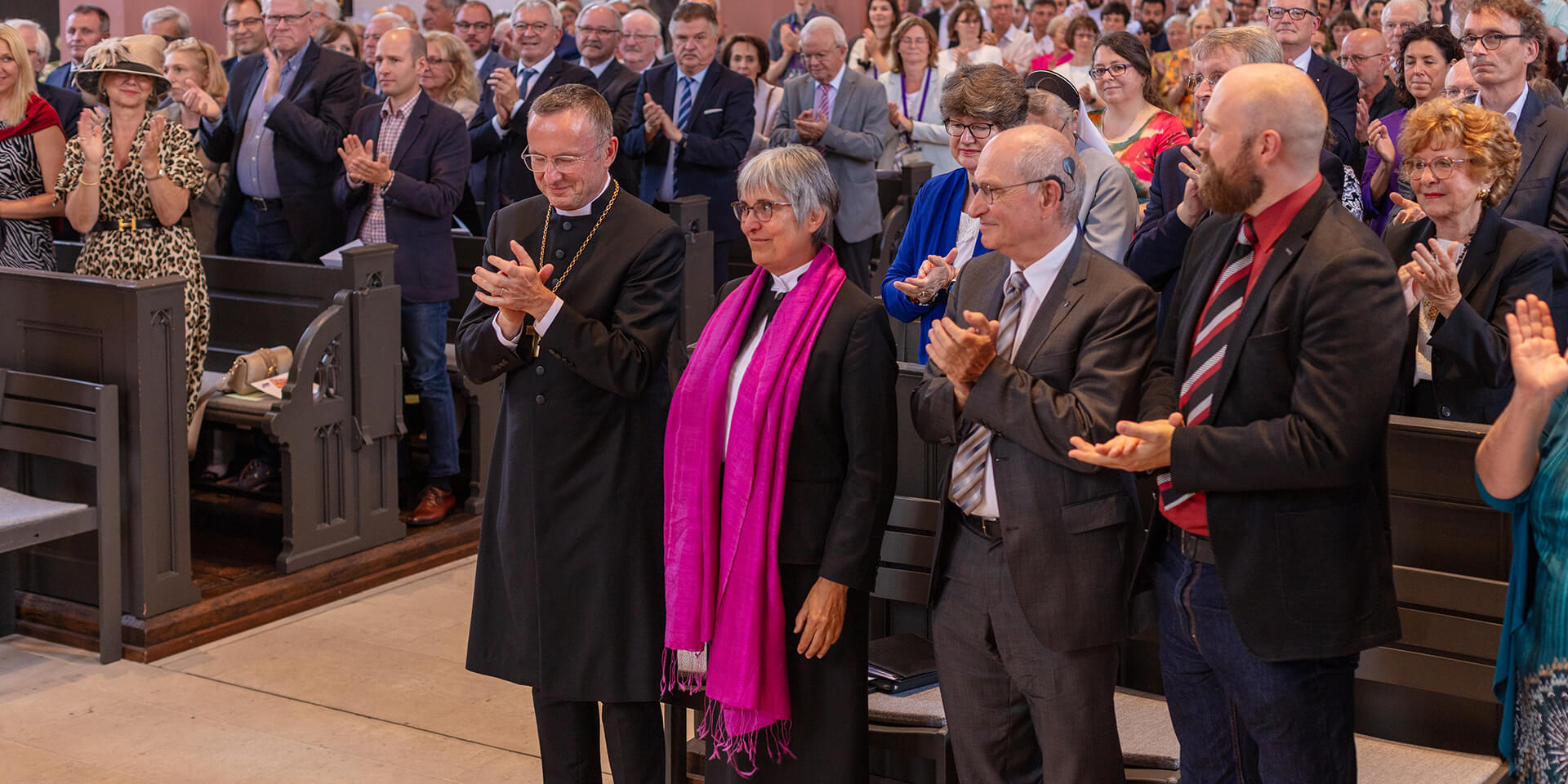 Langanhaltender%20Applaus