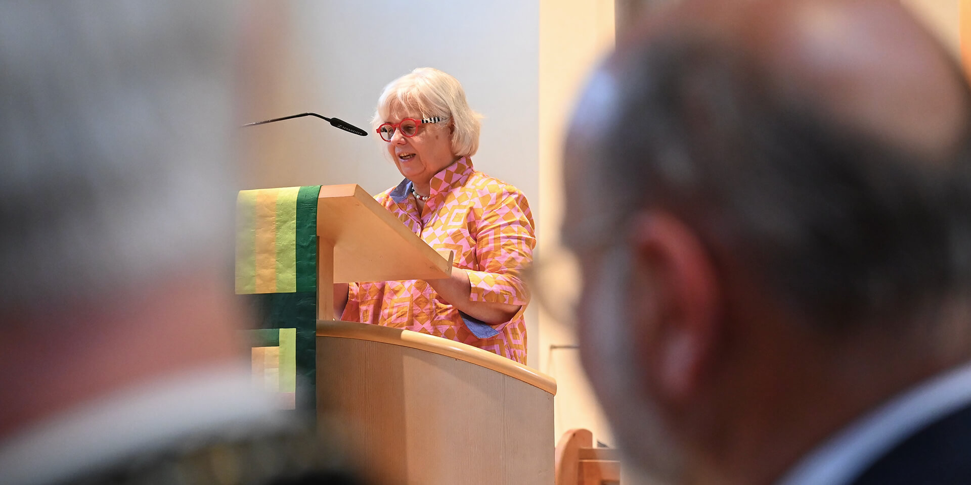 Bildrechte: elkb/minkus Dank%20an%20den%20H%C3%BCter%20der%20Kirchenverfassung