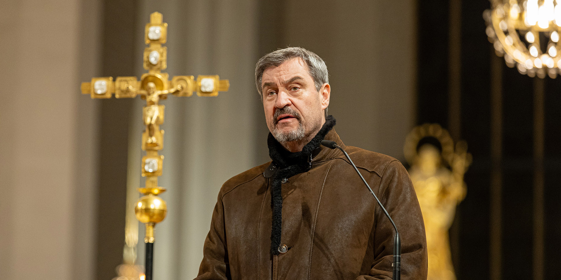 Mit%20gemeinschaftlicher%20Besonnenheit