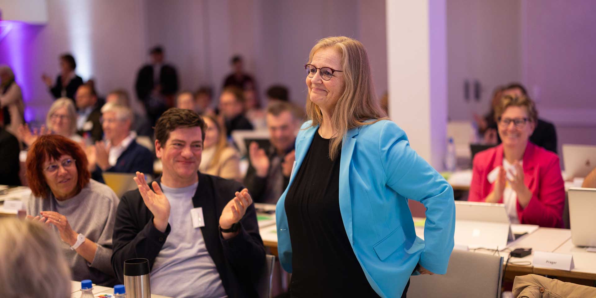 Neue%20Pr%C3%A4sidentin%20gew%C3%A4hlt%3A%20%22Ich%20bin%20%C3%BCberw%C3%A4ltigt%22