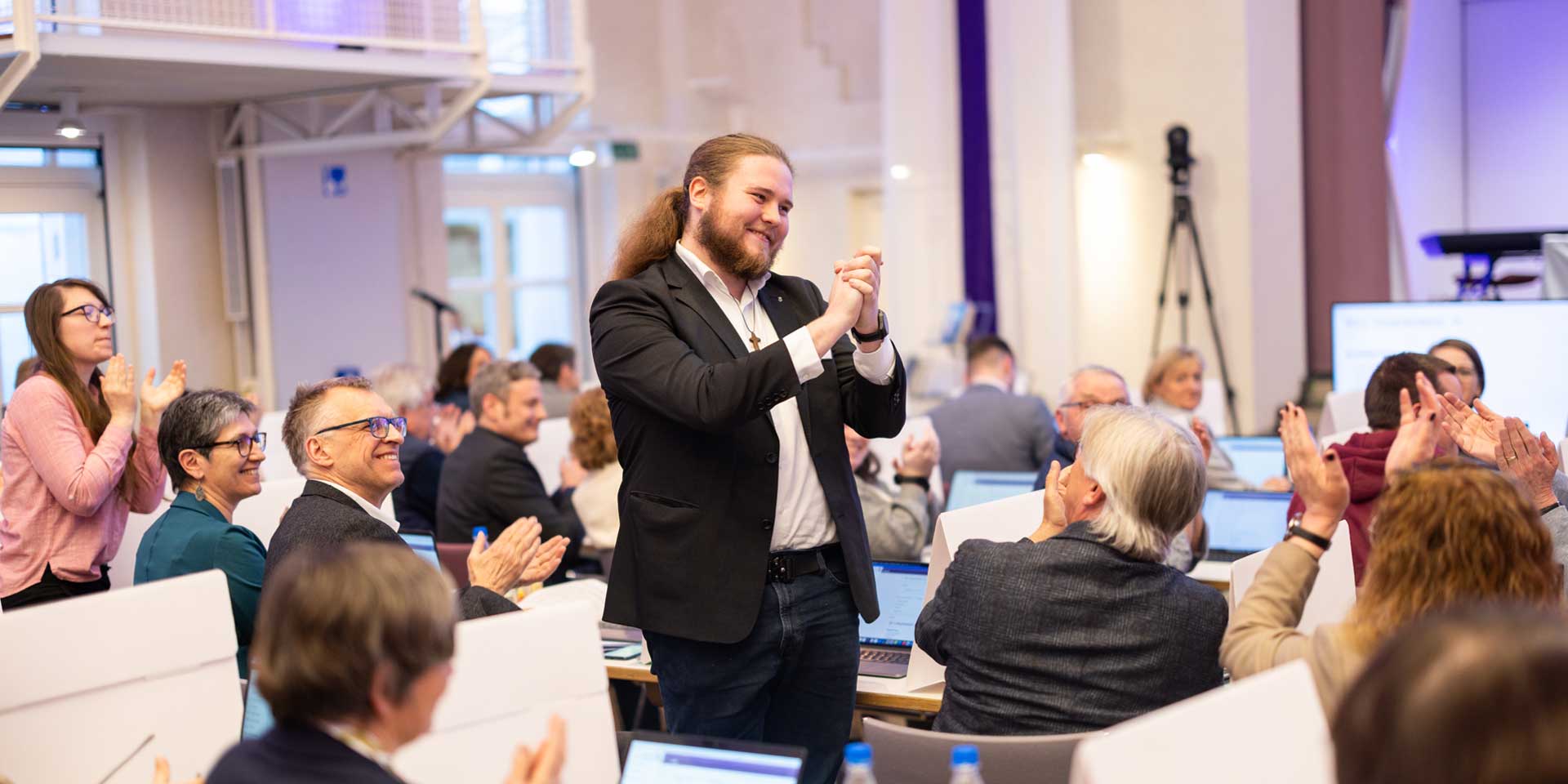 Wahl%20zum%201.%20Vizepr%C3%A4sidenten