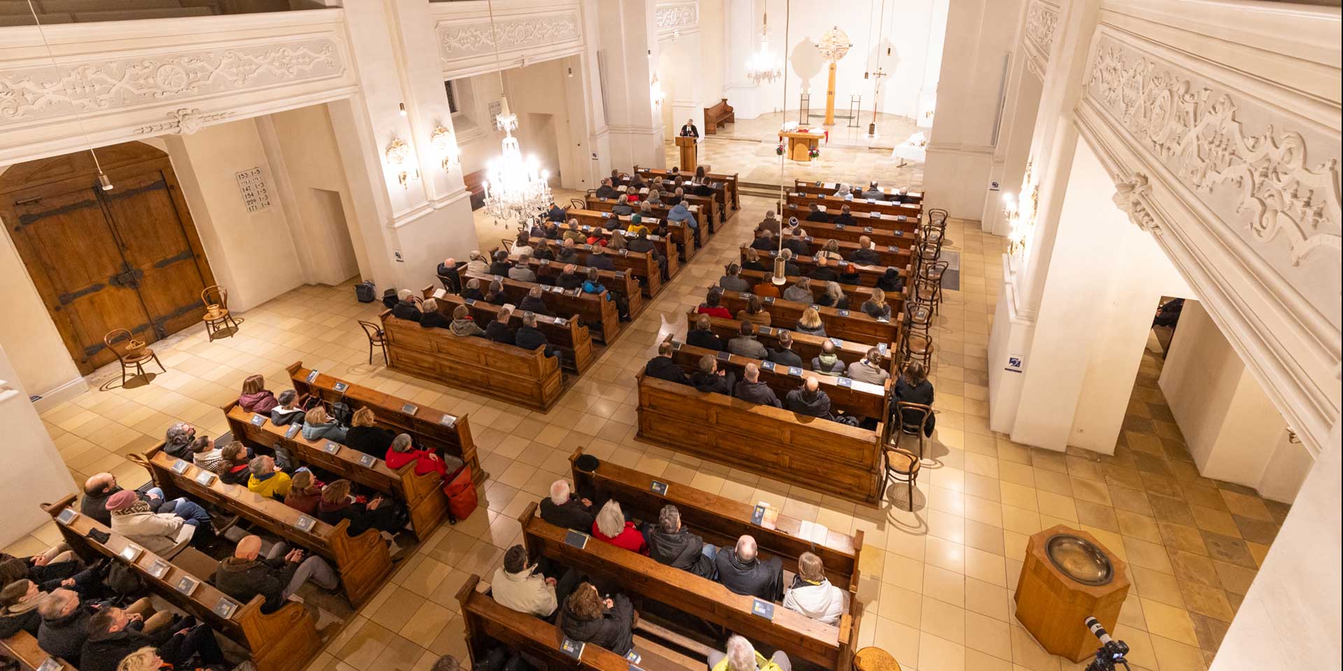 Synode%20in%20Amberg%20startet%20mit%20Er%C3%B6ffnungsgottesdienst