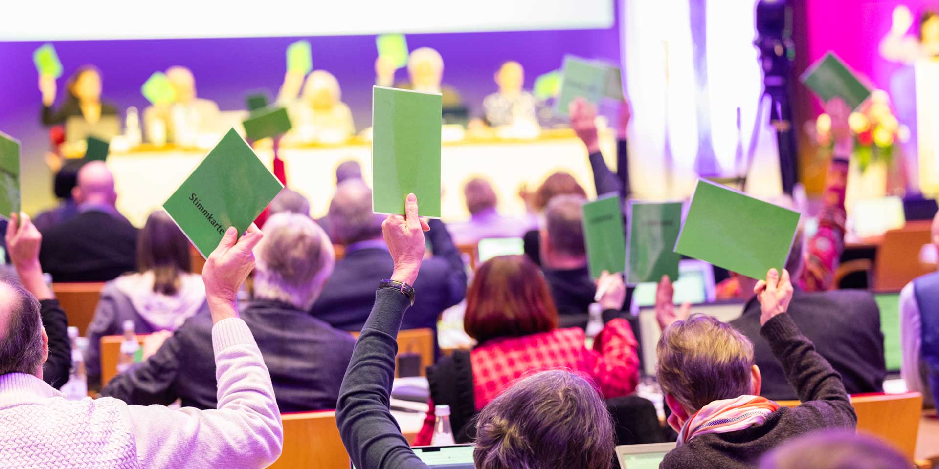 Verwaltungsreform%20V30%2B%20und%20neuer%20Landesstellenplan%202026%20beschlossen