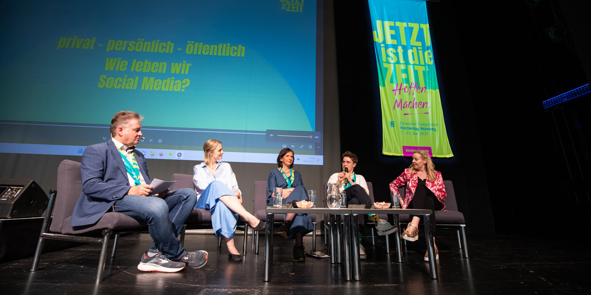 Wie%20wir%20Social%20Media%20leben