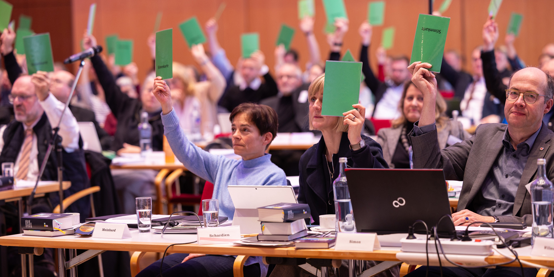 Bildrechte: elkb/mck %C3%9Cbersicht%20%C3%BCber%20die%20Beschl%C3%BCsse%20dieser%20Tagung