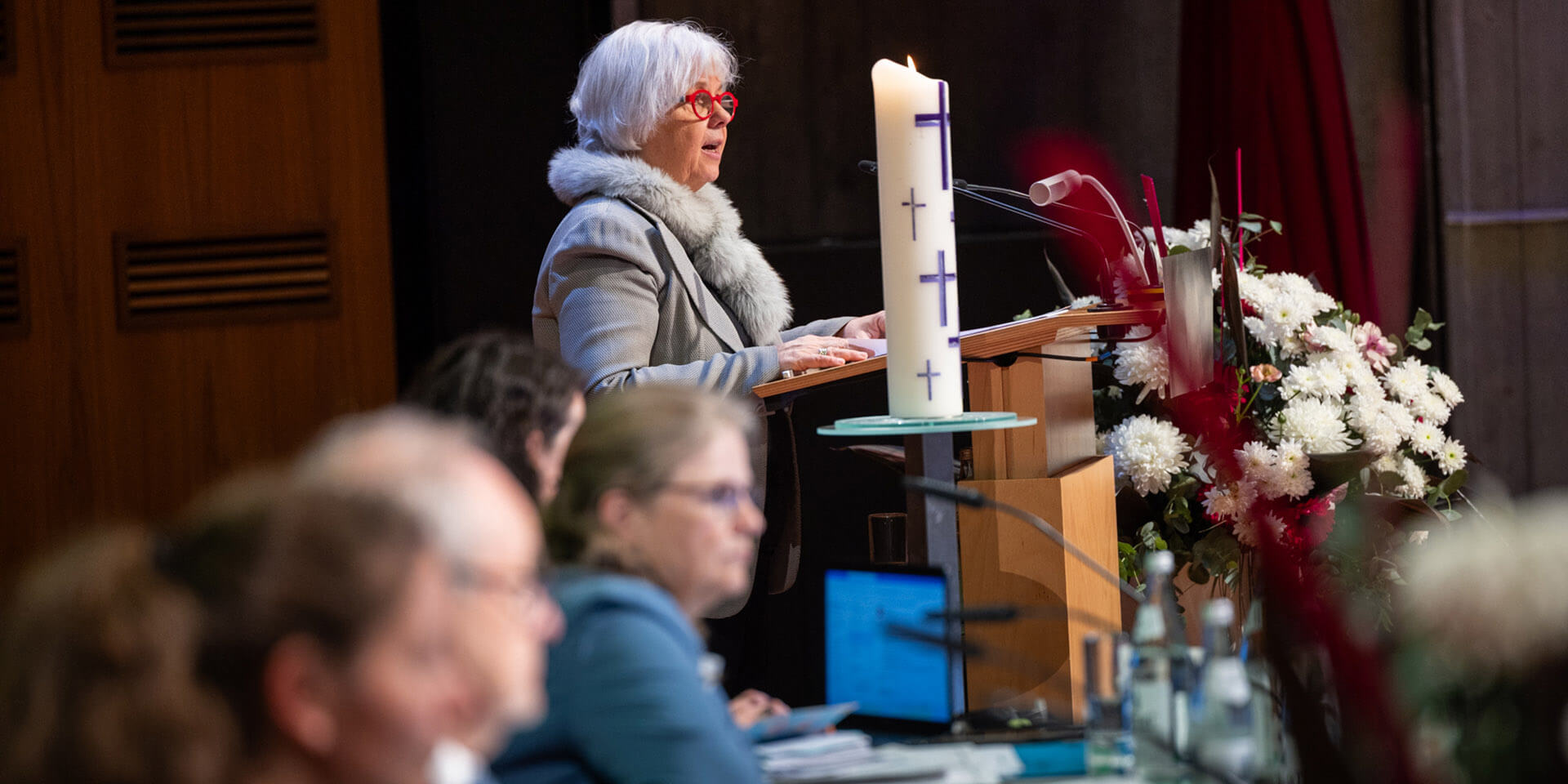 Kirche%20und%20Kunst%20der%20St%C3%B6rung%20geh%C3%B6ren%20zusammen