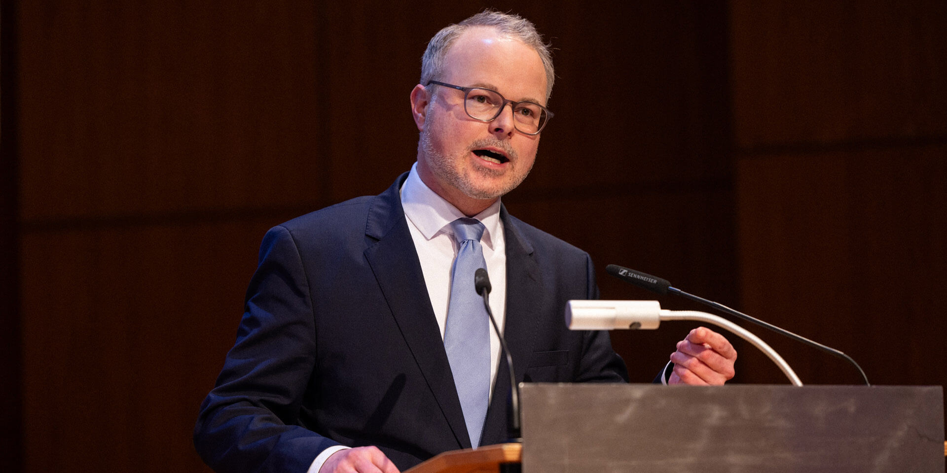 Bildrechte: ELKB/MCK Einbringung%20der%20Vorlagen