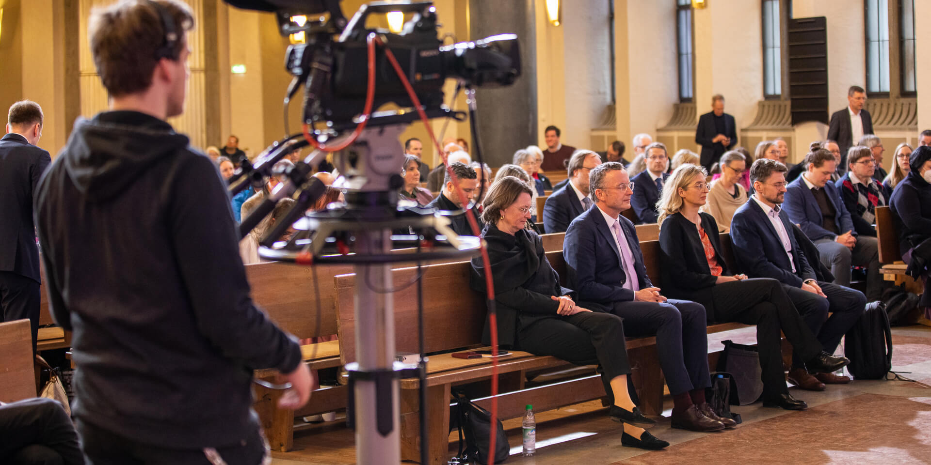 Bildrechte: elkb/mck Die%20Spannung%20steigt