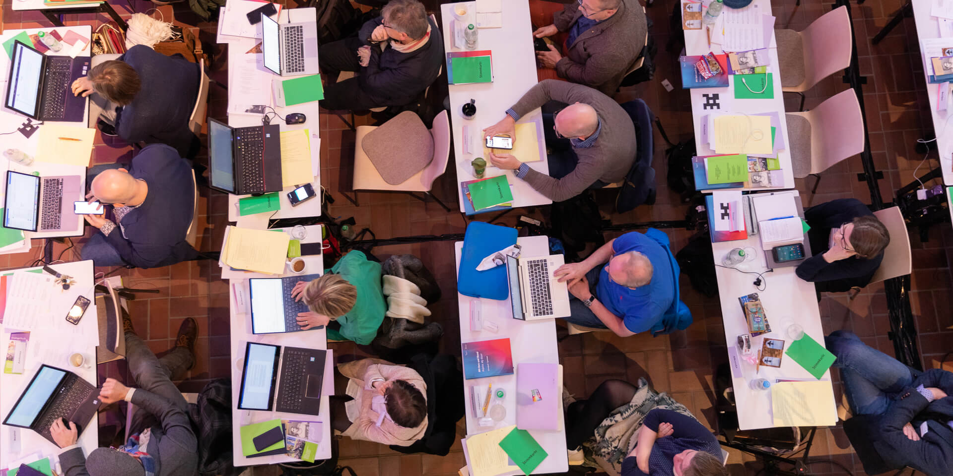 Bildrechte: elkb/mck Entscheidung%20zum%20weiteren%20Vorgehen%20f%C3%BCr%2014%20Uhr%20erwartet