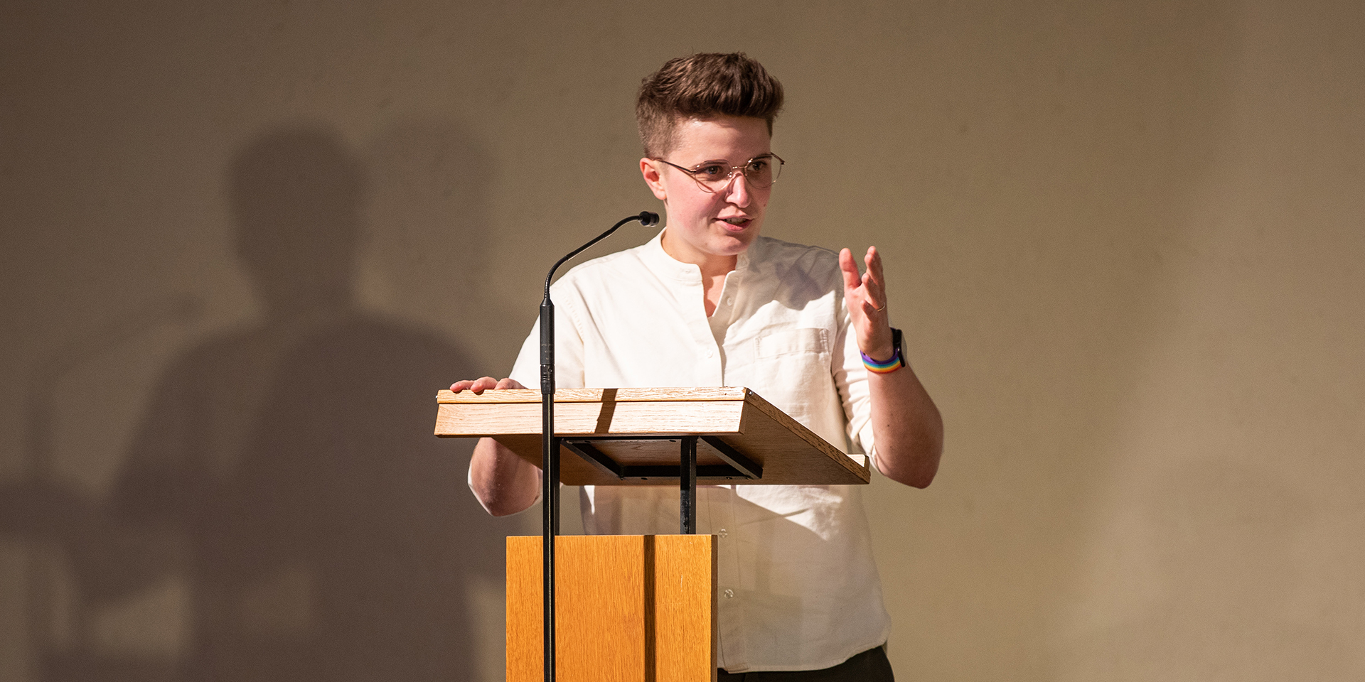 %22Hindurchleiten%20durch%20die%20Flut%20an%20Informationen%22