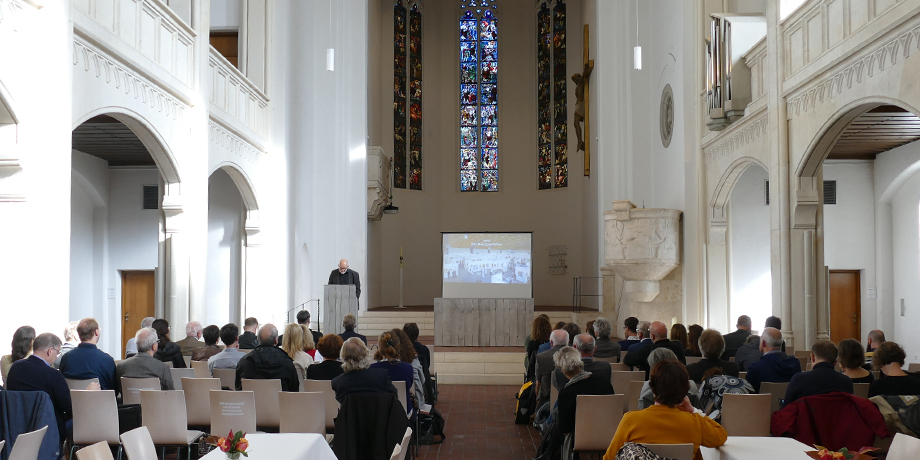 Kunstsymposium%20in%20der%20Kunstkirche%20St.%20Markus