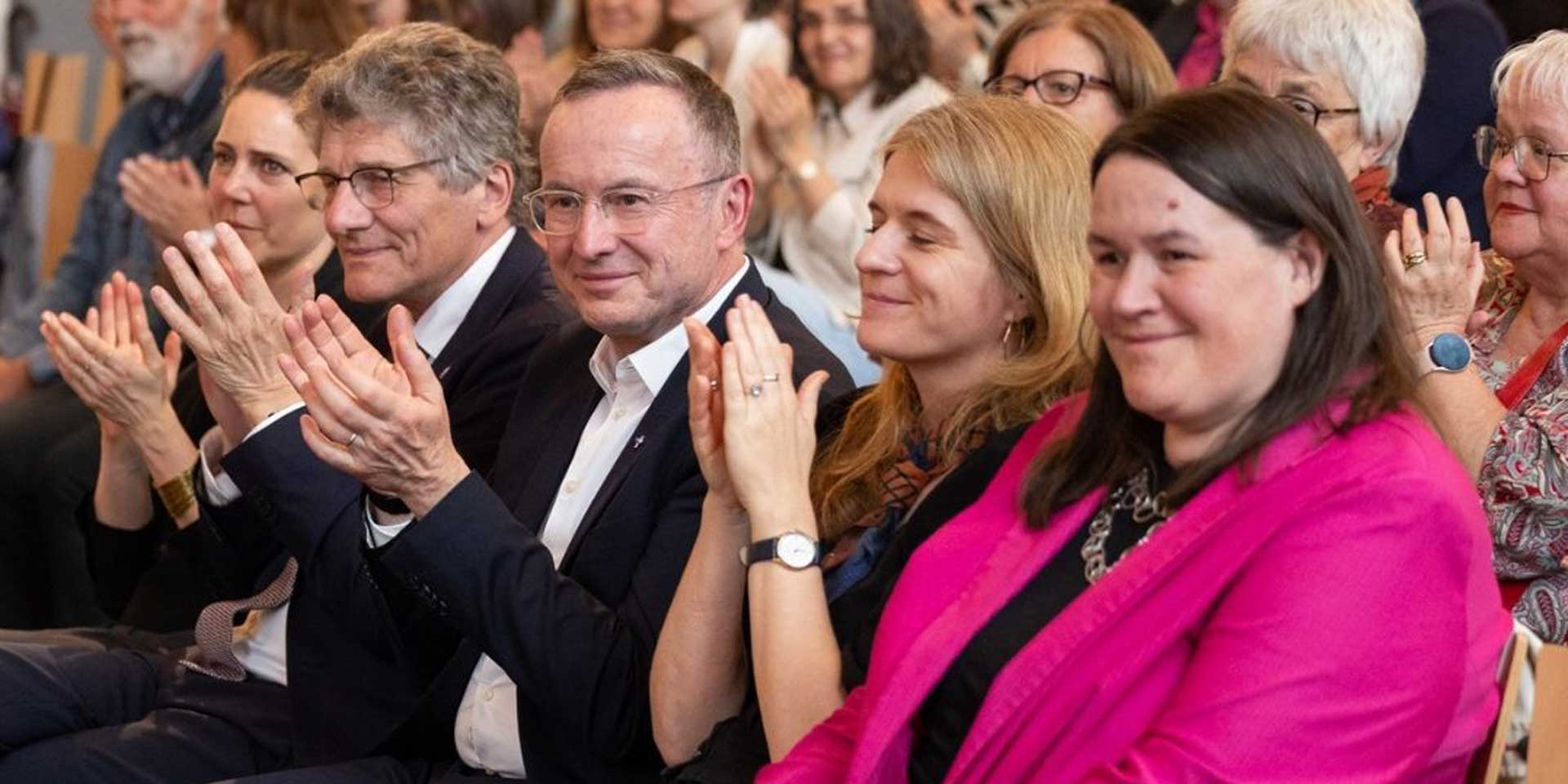 %E2%80%9EEmpathie%20in%20Zeiten%20der%20Polarisierung%E2%80%9C