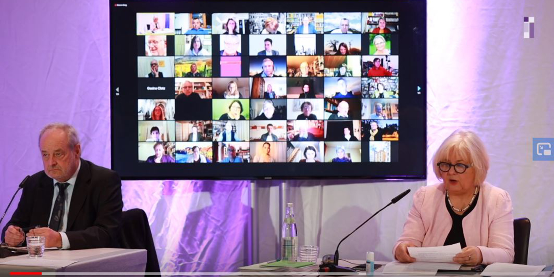 Die%20ersten%20beiden%20Tage%20im%20Video