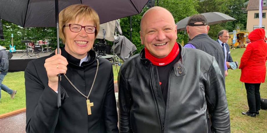 Unter%20einem%20Schirm