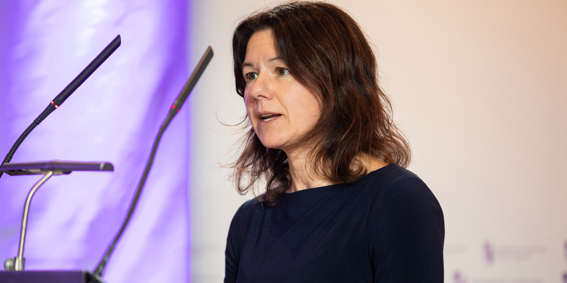 Sichere%20R%C3%A4ume%2C%20Schutz%20und%20Hilfe