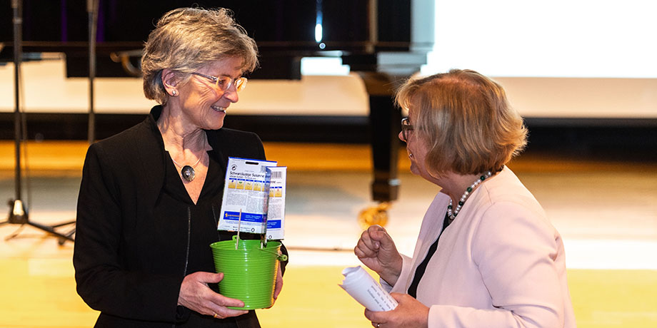 Laudatio%20der%20Synodalpr%C3%A4sidentin