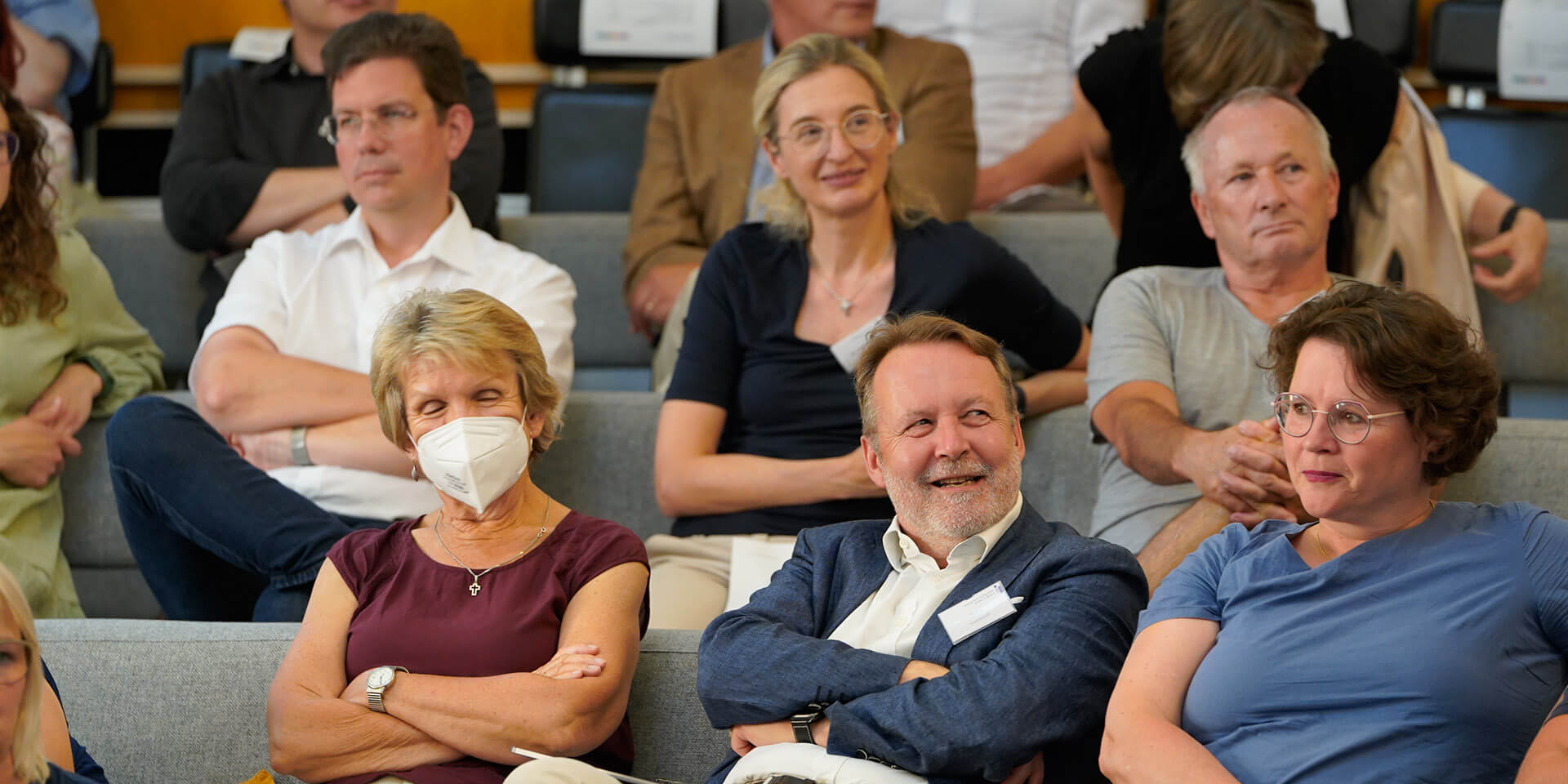 Wohnstätte Der Lebensräume Für Menschen In Duisburg Ggmbh Ausstrahlungsstark Kirche sein - Evangelisch in Bayern - ELKB